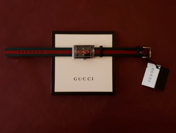 Orologi Gucci G-Frame - immagine 3