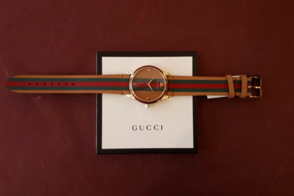 Orologi Gucci G-Timeless - immagine 2